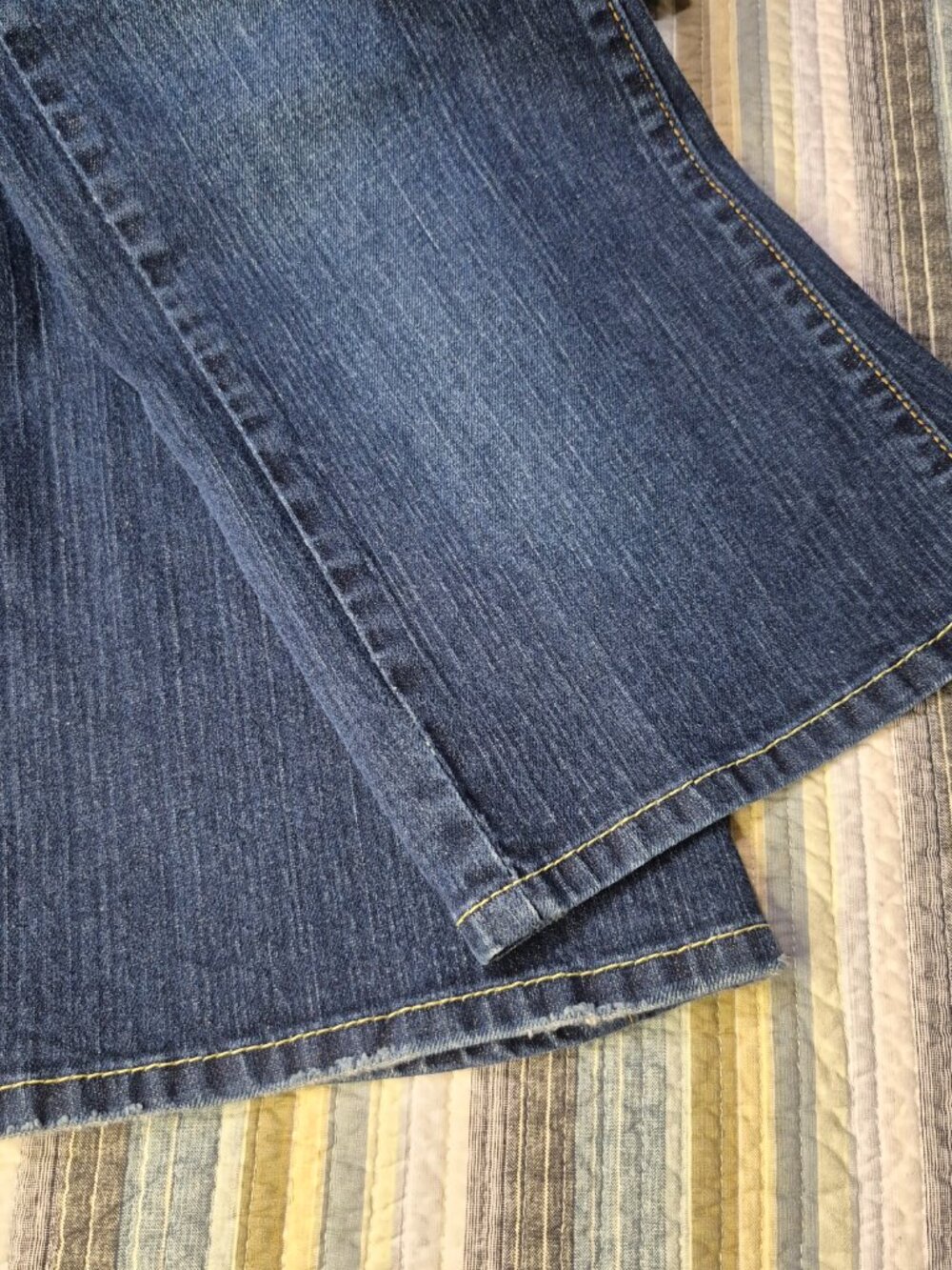Levi’s 542 Low Jeans - women's size 14 - Picture 9 of 12